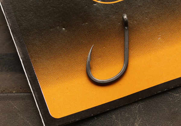 Fox Edges Wide Gape Beaked Hooks