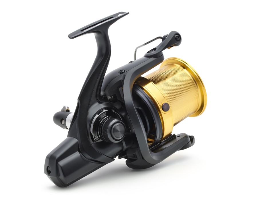 Daiwa 23 Emblem Surf 45 SCW QD Carrete para Mar - QD-OT