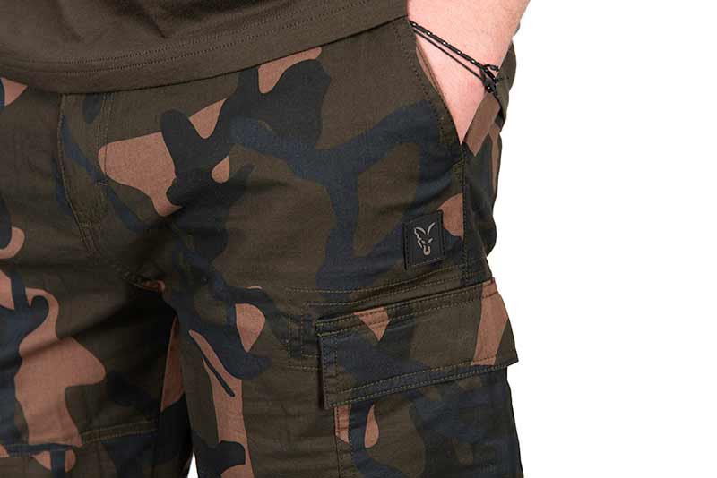 Fox LW Camo Combat Short Pantalón de Pesca