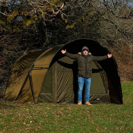 NGT XL Profiler Domed Super Sized with Hood Bivvy 2 personas