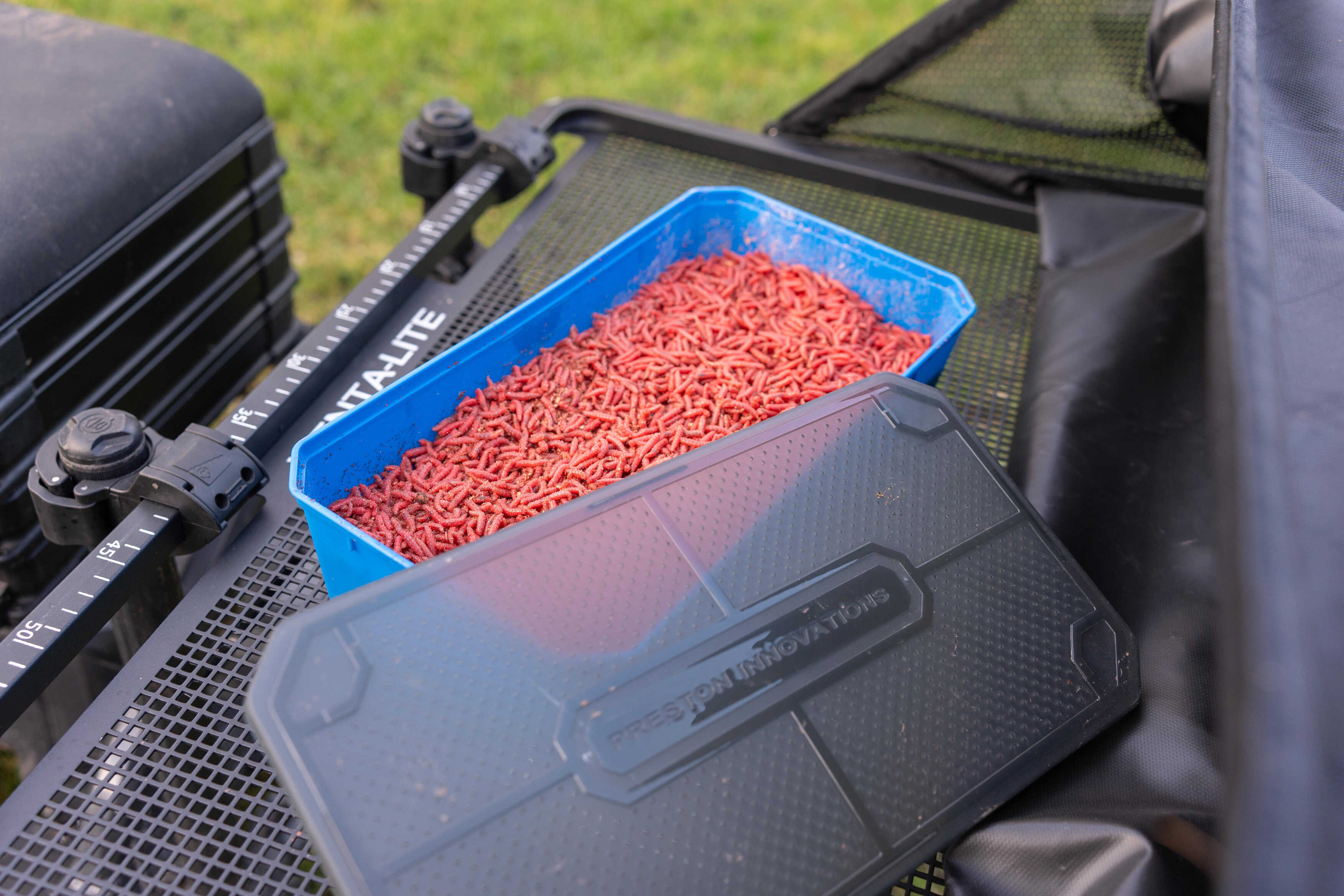 Preston Bait Tub Caja de Cebo