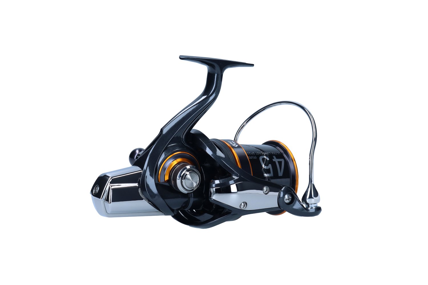 Daiwa 23 Emblem Surf 45 SCW QD Carrete para Mar - SCW QD