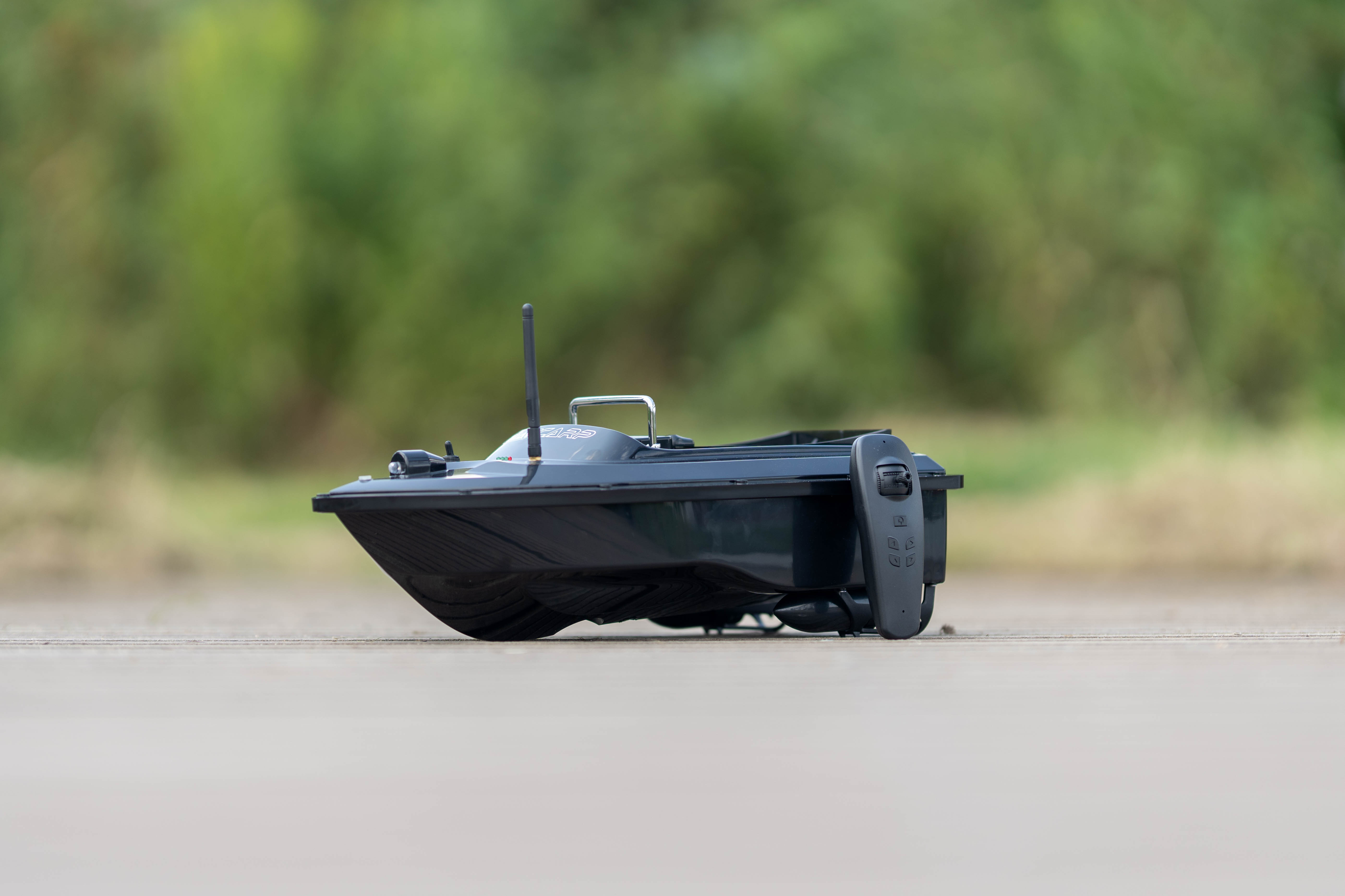 Navicarp Trooper Barco Cebador