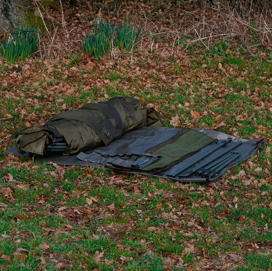 NGT XL Profiler Domed Super Sized with Hood Bivvy 2 personas