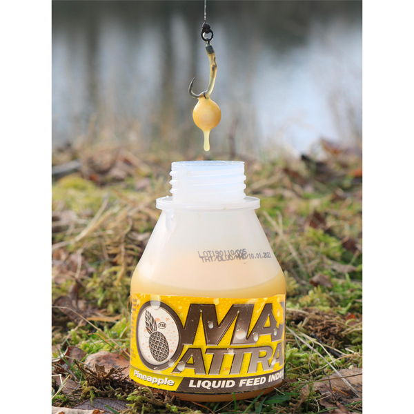 Adventure Caja para Carpa de Lujo, llena de end-tackle de marcas reconocidas - Solar Max Attract Liquid, Pineapple