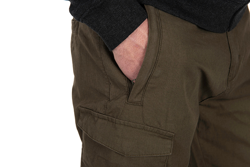 Fox Collection LW Cargo Trouser Green & Black Pantalón de Pesca